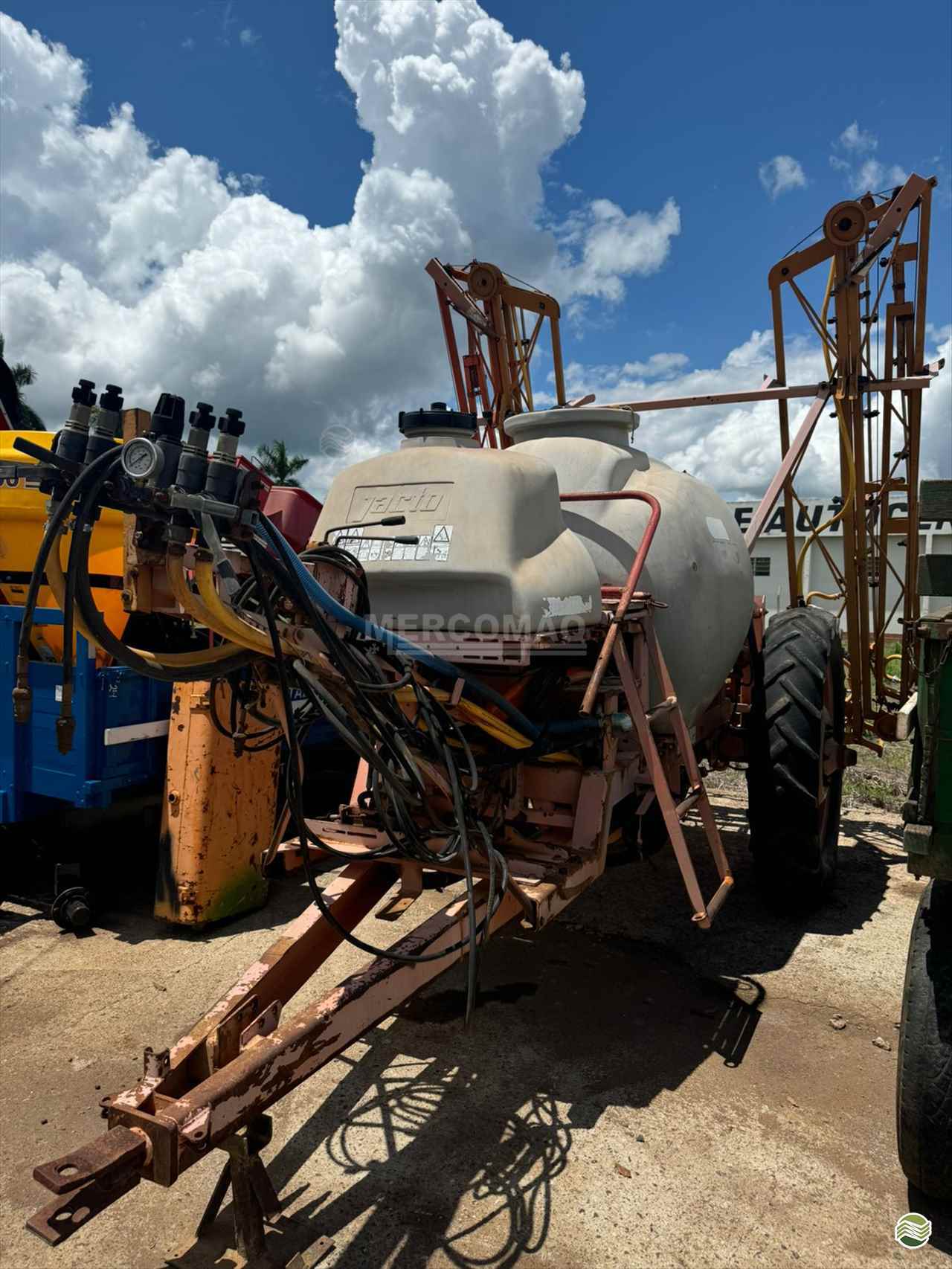 PULVERIZADOR JACTO ADVANCE 2000 AM18 Arrasto Mercomaq - JAN PRIMAVERA DO LESTE MATO GROSSO MT